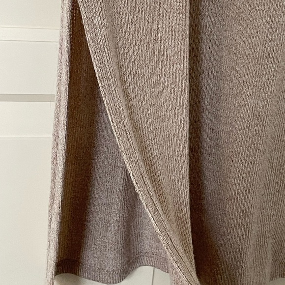 Forever 21 MIDI/Maxi Dress Size Medium - Picture 3 of 5